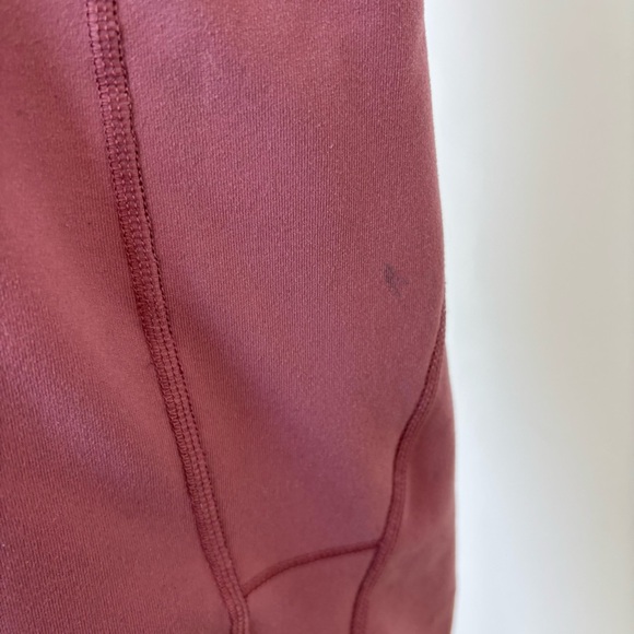 Old Navy Active Mauve Cropped Leggings - size Small (fit like XS) - Picture 6 of 7